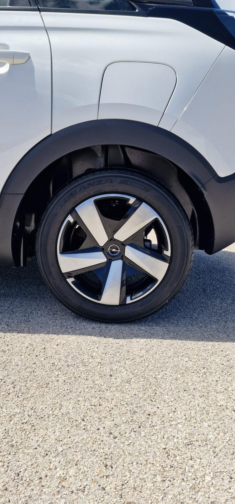 Opel Crossland 1.2 Start&Stop Design & Tech 2022