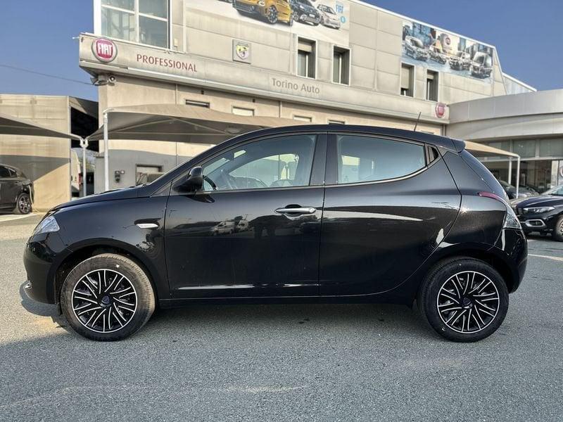 Lancia Ypsilon 1.0 FireFly 5 porte S&S Hybrid Oro