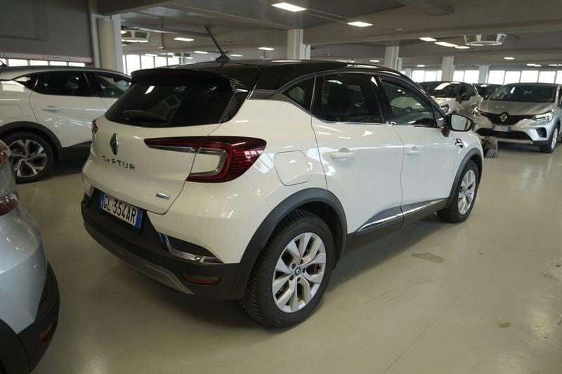 Renault Captur II 2019 1.6 E-Tech phev Intens 160cv auto my21