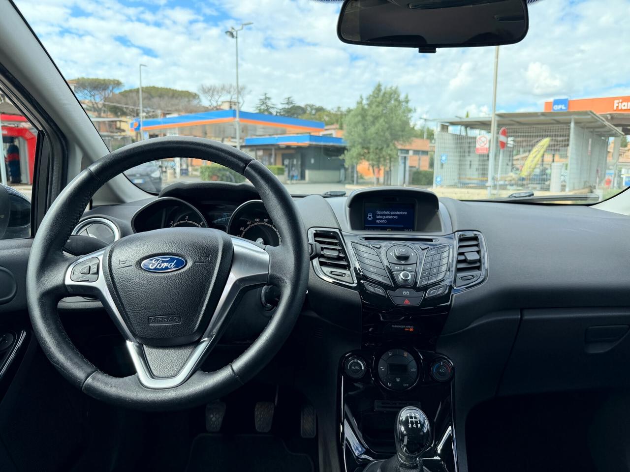 Ford Fiesta 1.6 TDCi 95CV 5 porte Titanium