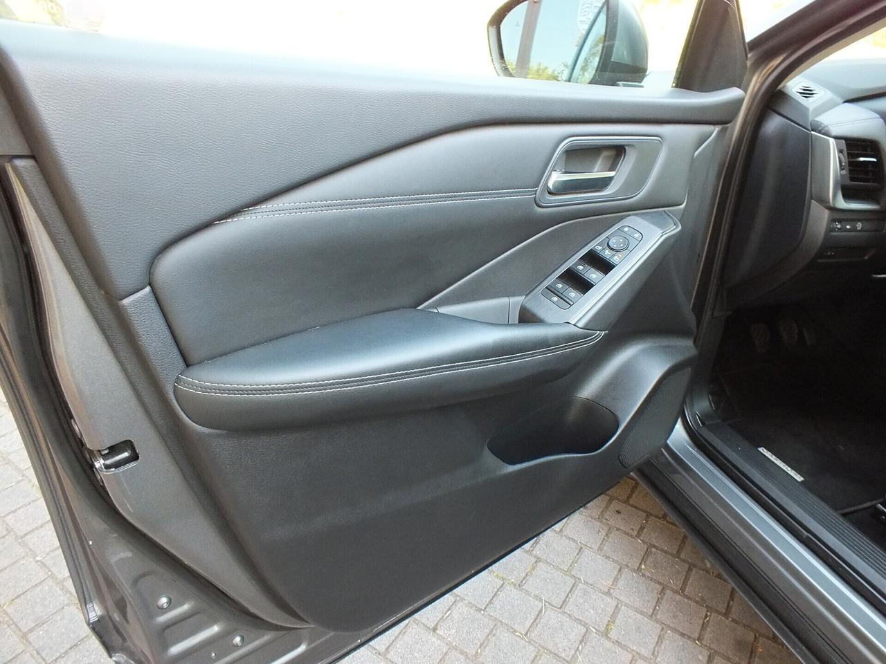 NISSAN QASHQAI MHEV 140 CV AUTOCARRO N1