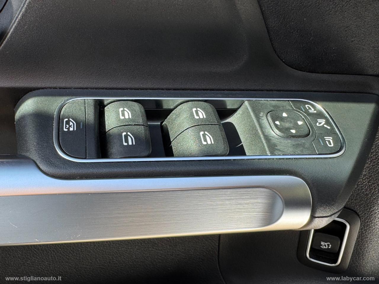 MERCEDES-BENZ GLB 180 d Automatic Premium
