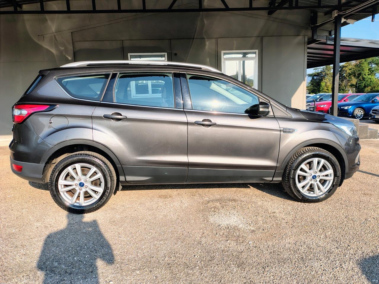 Ford Kuga 1.5 EcoBoost 120 CV S&S 2WD Titanium