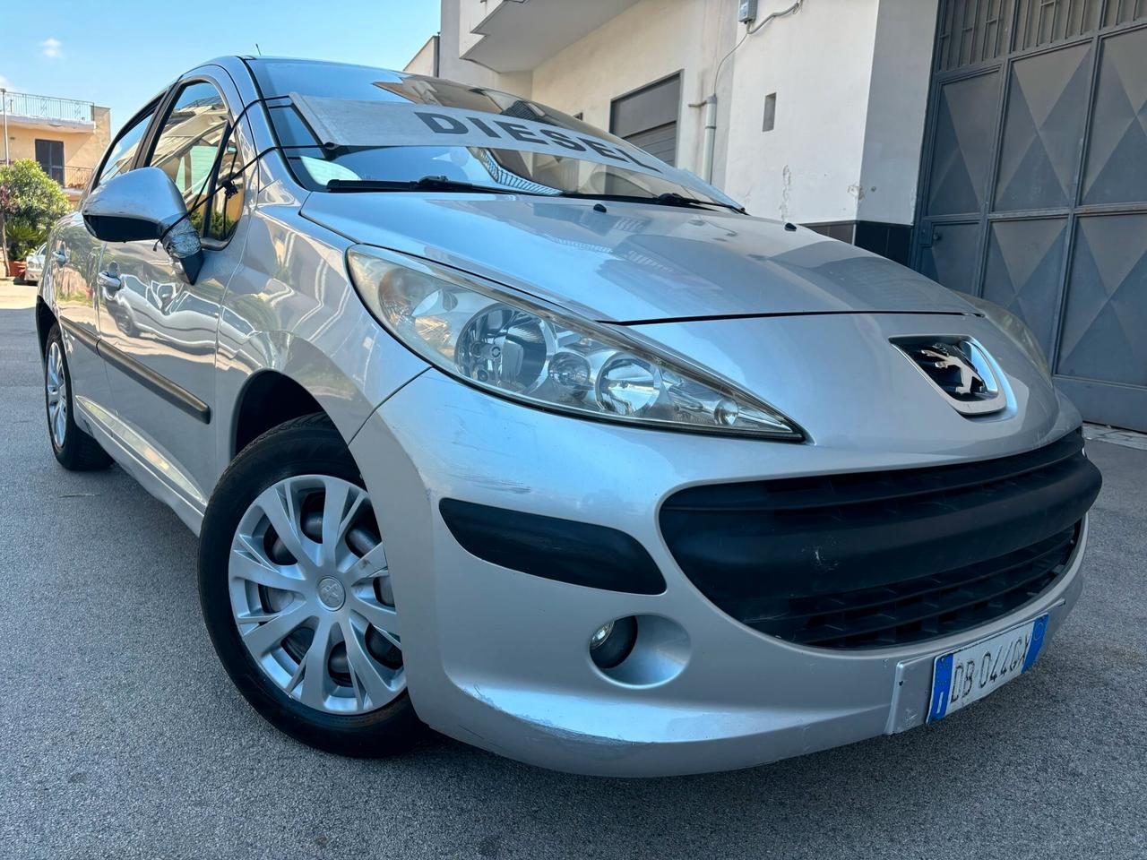 Peugeot 207 1.4 HDi 70CV 5p. X Line