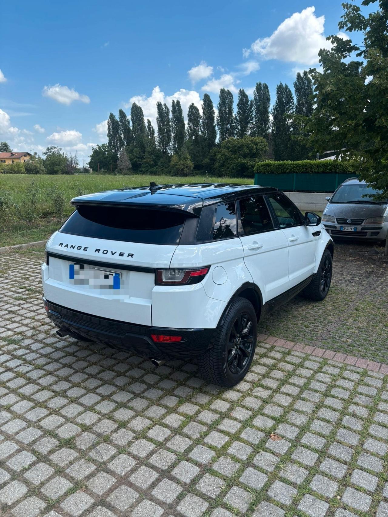 Land Rover Range Evoque 2.0 TD4 150 CV 5p. SE Dynamic