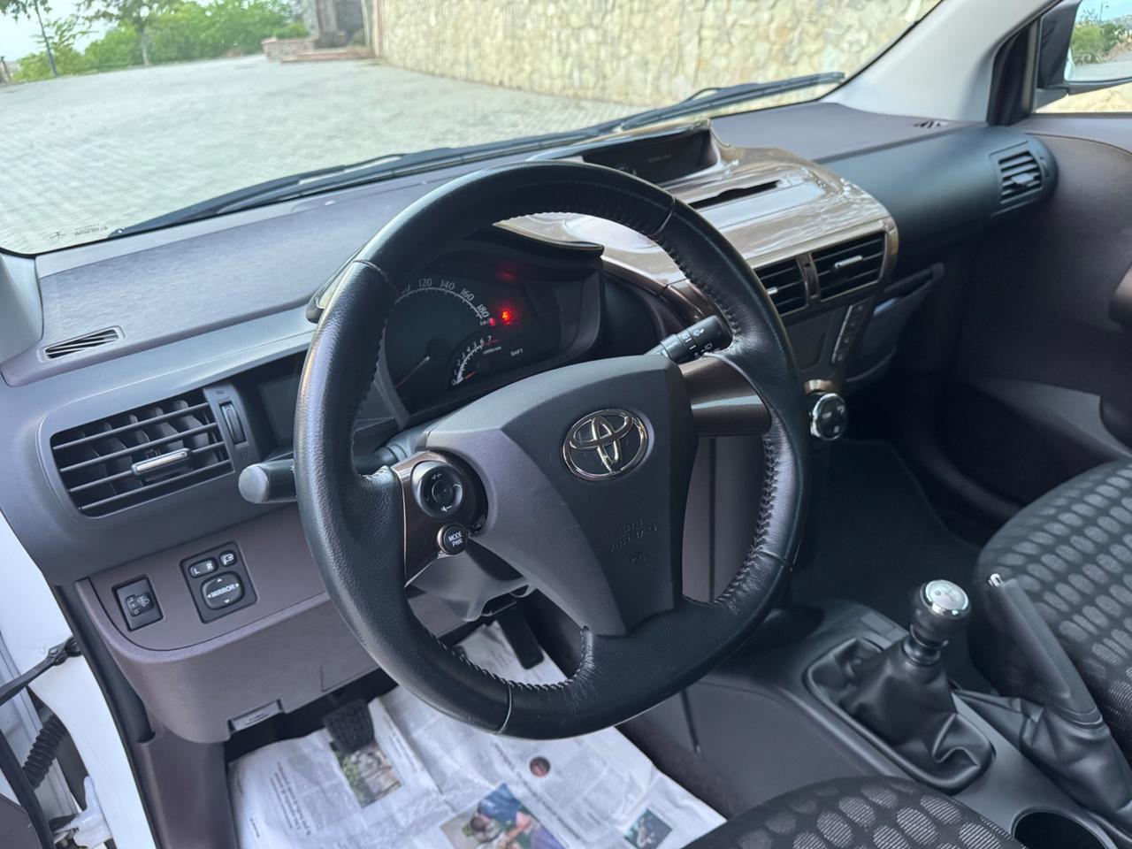 Toyota iQ 1.0 Benzina *SOL* 2011