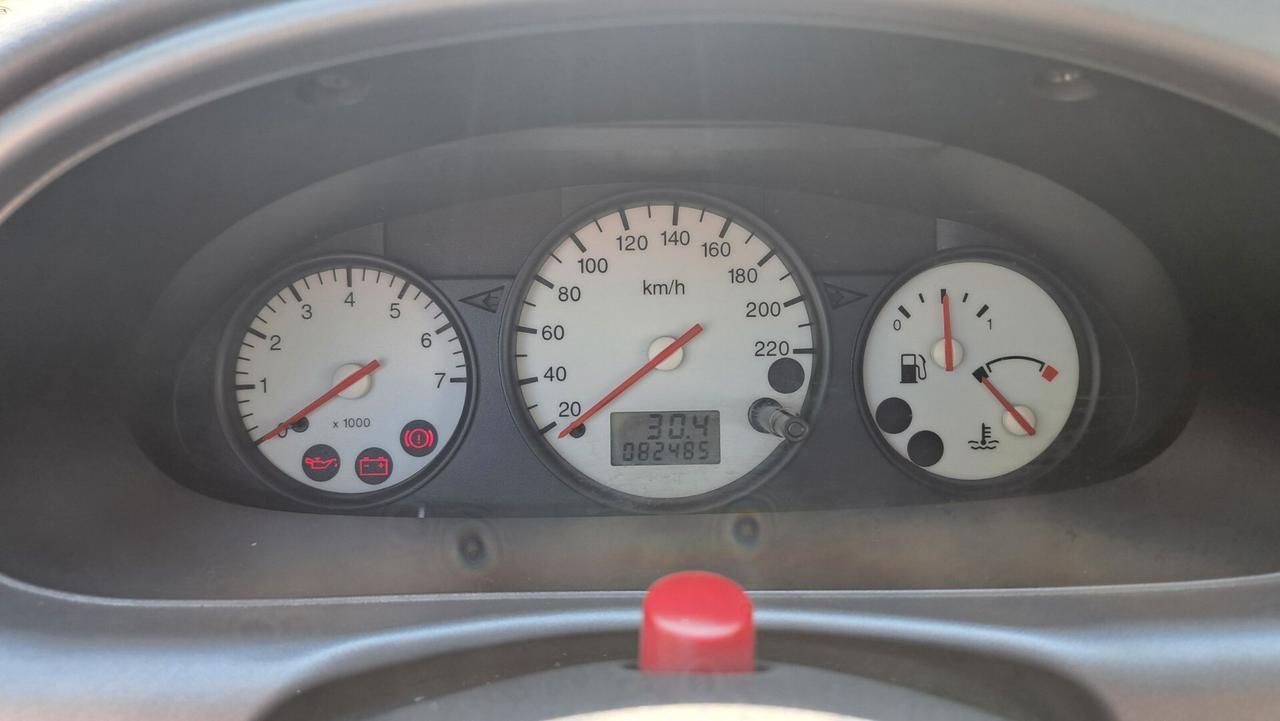 Ford Fiesta 1.2 BENZINA - 82500 KM