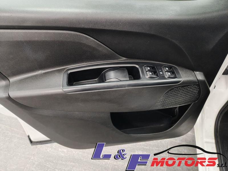FIAT Doblò 1.3 95 CV 5 posti