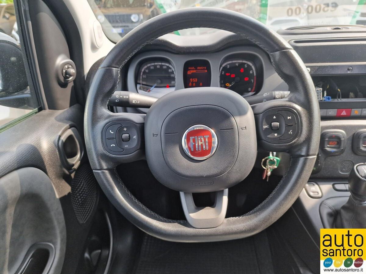 FIAT PANDA 1.0 IBRIDO CROSS