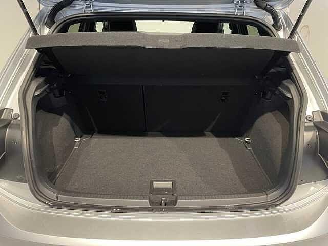 Volkswagen Polo 6ª serie 1.0TSI 95CV R-Line - NEOPATENTATI