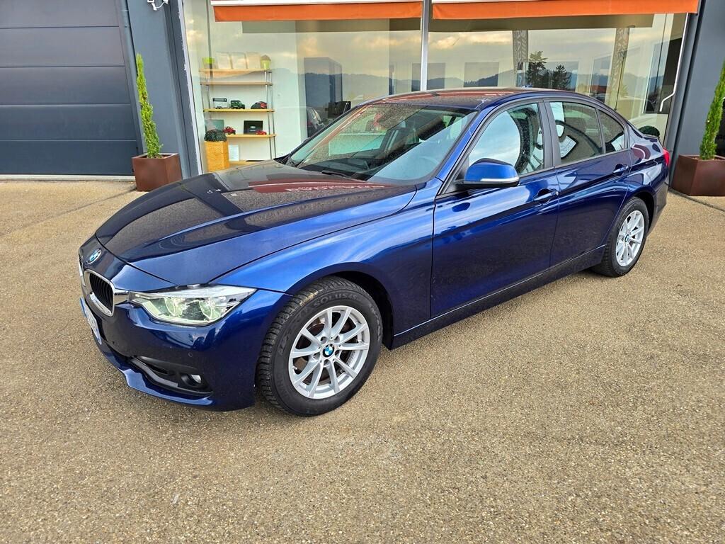 Bmw 318 318d BERLINA LUXURY DA VETRINA!