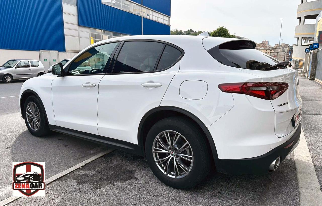 Alfa Romeo Stelvio 2.2 Turbodiesel 160 CV AT8 RWD Business