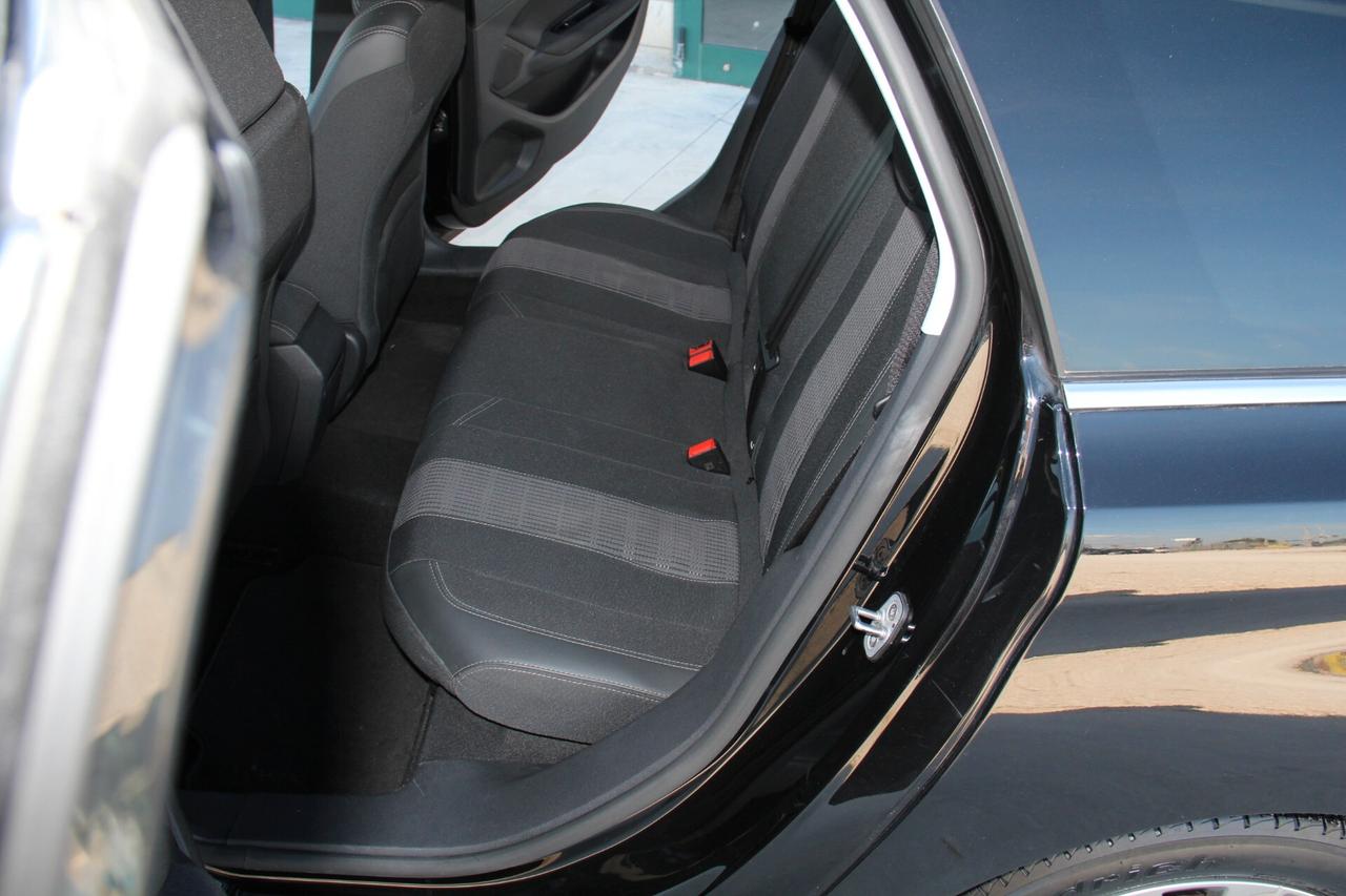 Peugeot 308 BlueHDi 130 S&S EAT8 SW Business