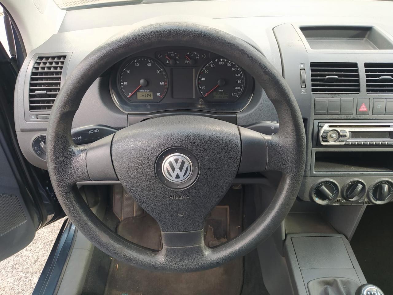 Volkswagen Polo 1.2/60CV 5p. Trendline
