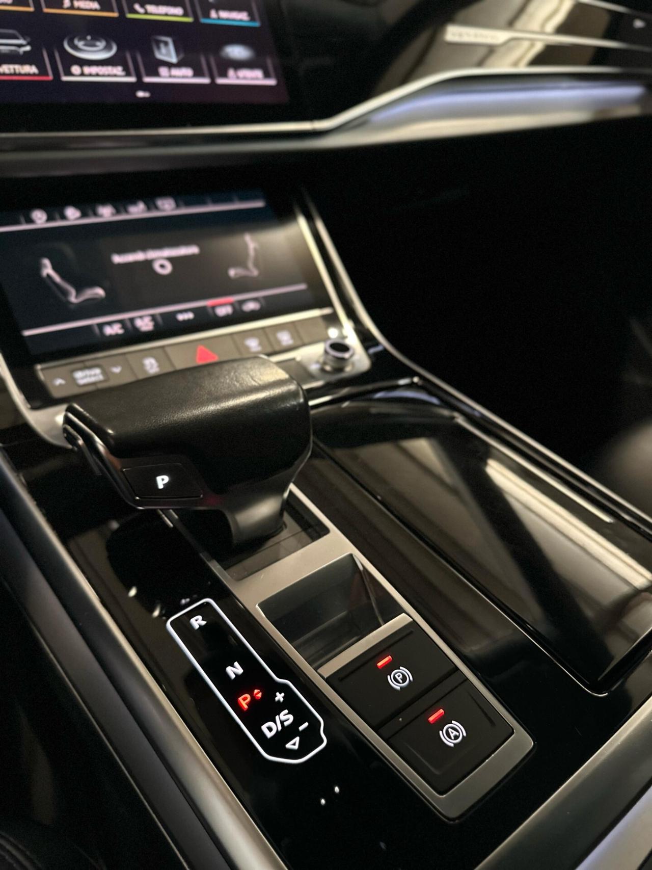 Audi Q8 50 TDI 286 CV quattro tiptronic Sport