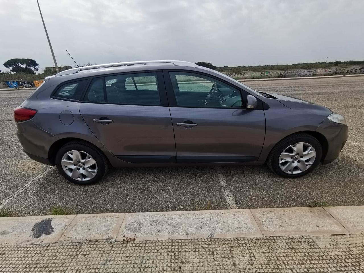Renault Megane 1.5 dCi 110CV SporTour Wave