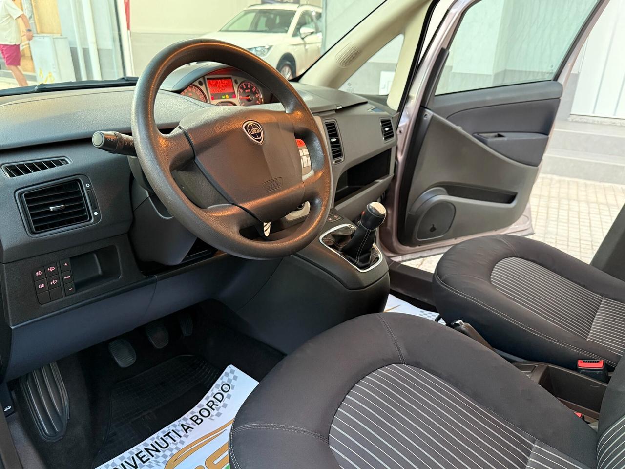 Lancia MUSA 1.3 MJT 95CV S&S Gold - 2011