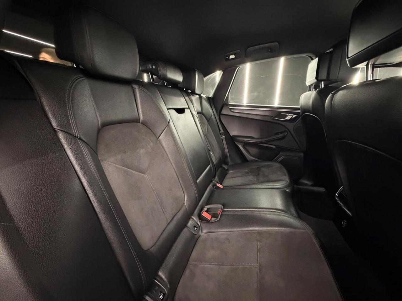 Porsche Macan 2.0 245CV PDK-IPER FULL-KM CERTIFICATI-12 MESI GARANZIA-GOMMATA NUOVA 4 STAGIONI-PERMUTE