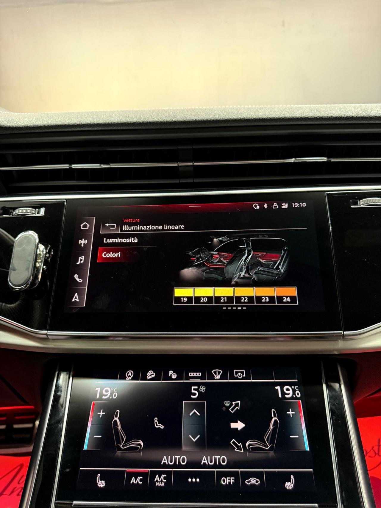 Audi Q8 50 TDI 286 CV S line SUPER FULL