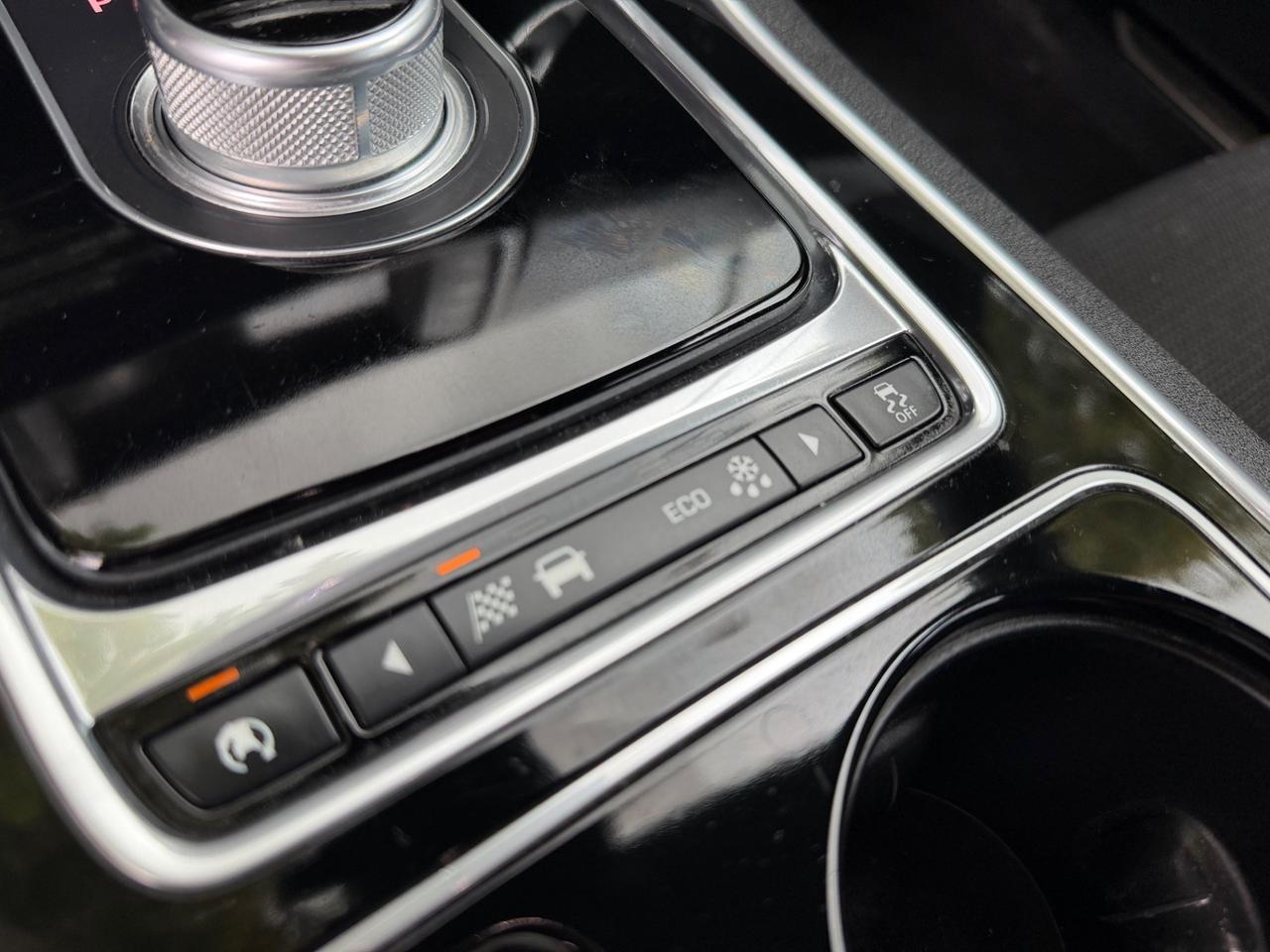Jaguar XE 2.0 R-Sport D Turbo