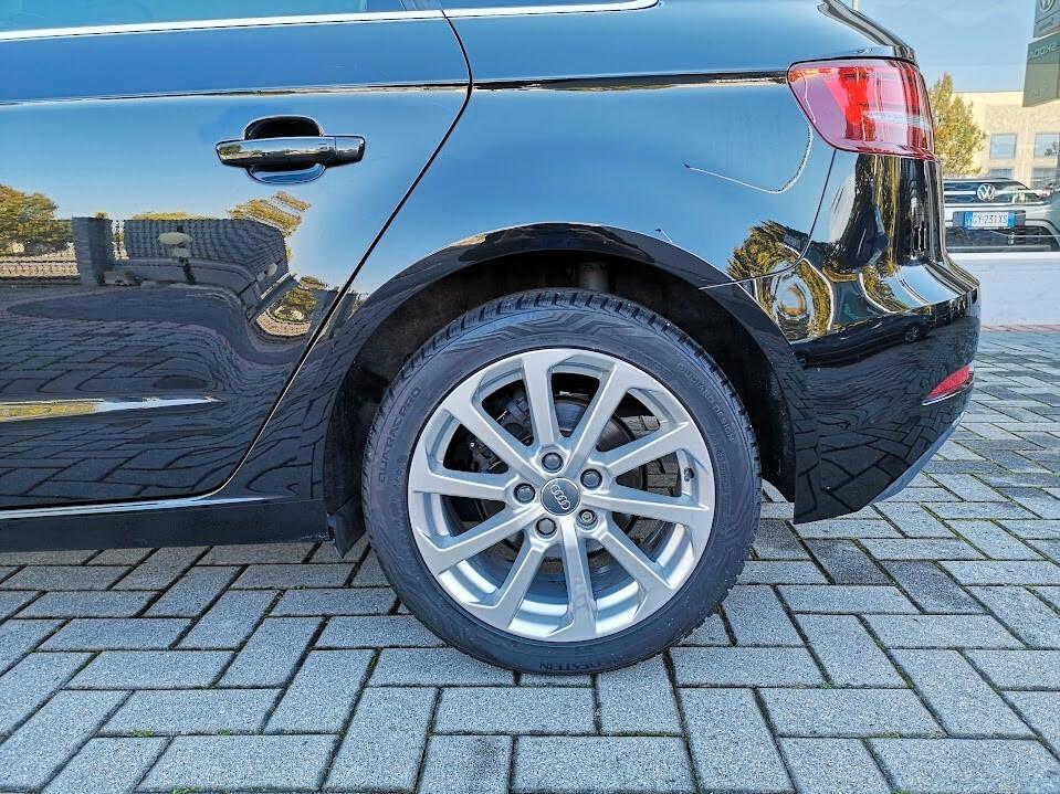 Audi A3 SPB 1.6 TDI 116 CV S tronic Pelle -Xeno -Navig