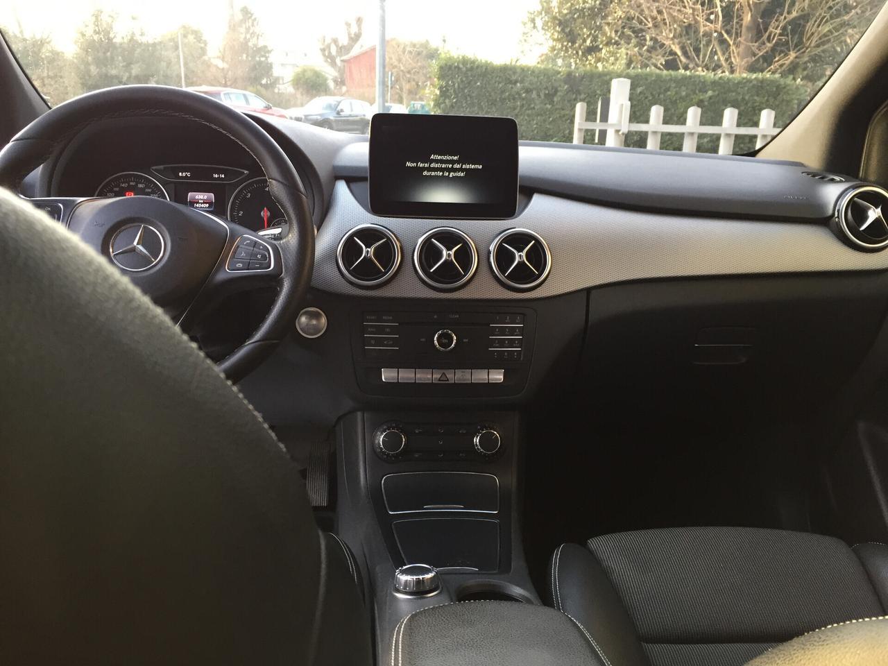 Mercedes-benz B 180 d Automatic Sport