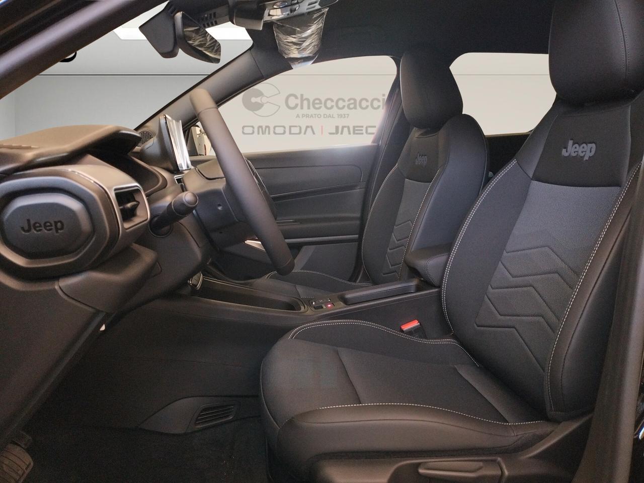 Jeep Avenger 1.2 Turbo 110 CV e-Hybrid Black Edition