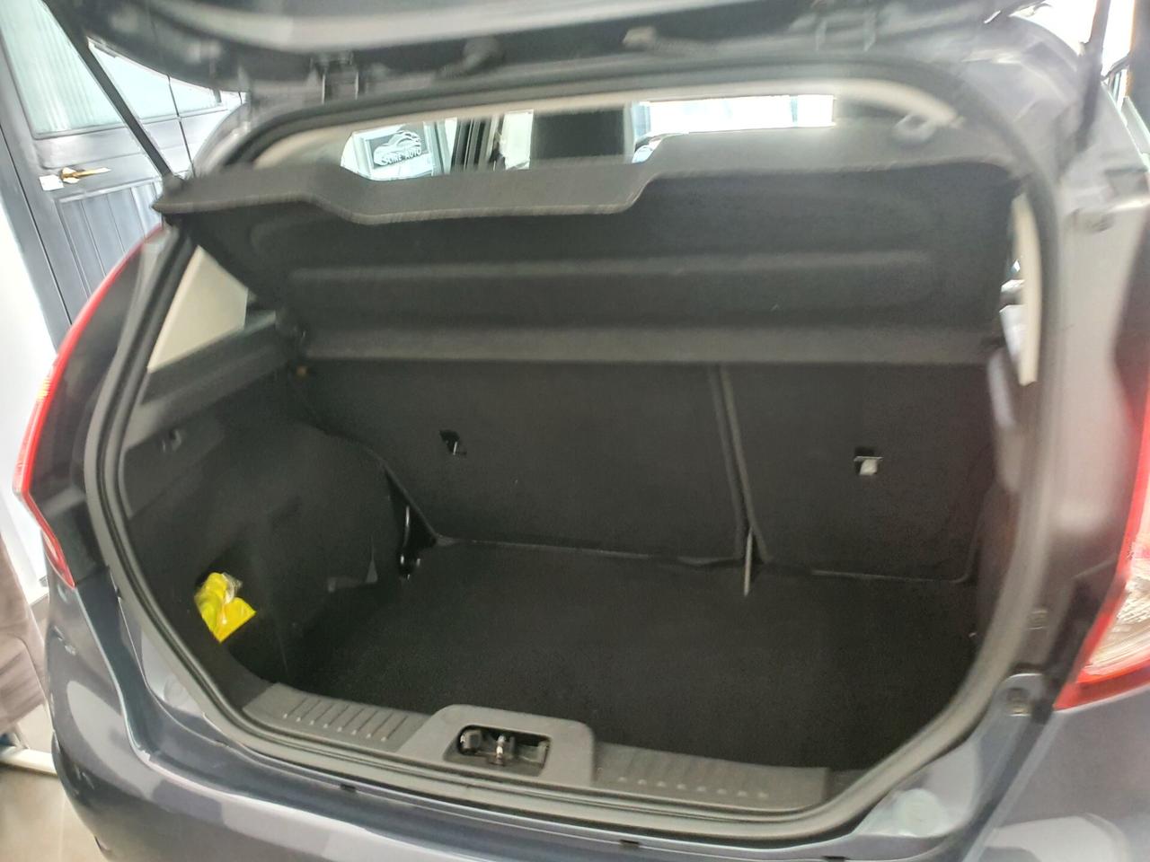 Ford Fiesta 1.5 TDCi 75 cv