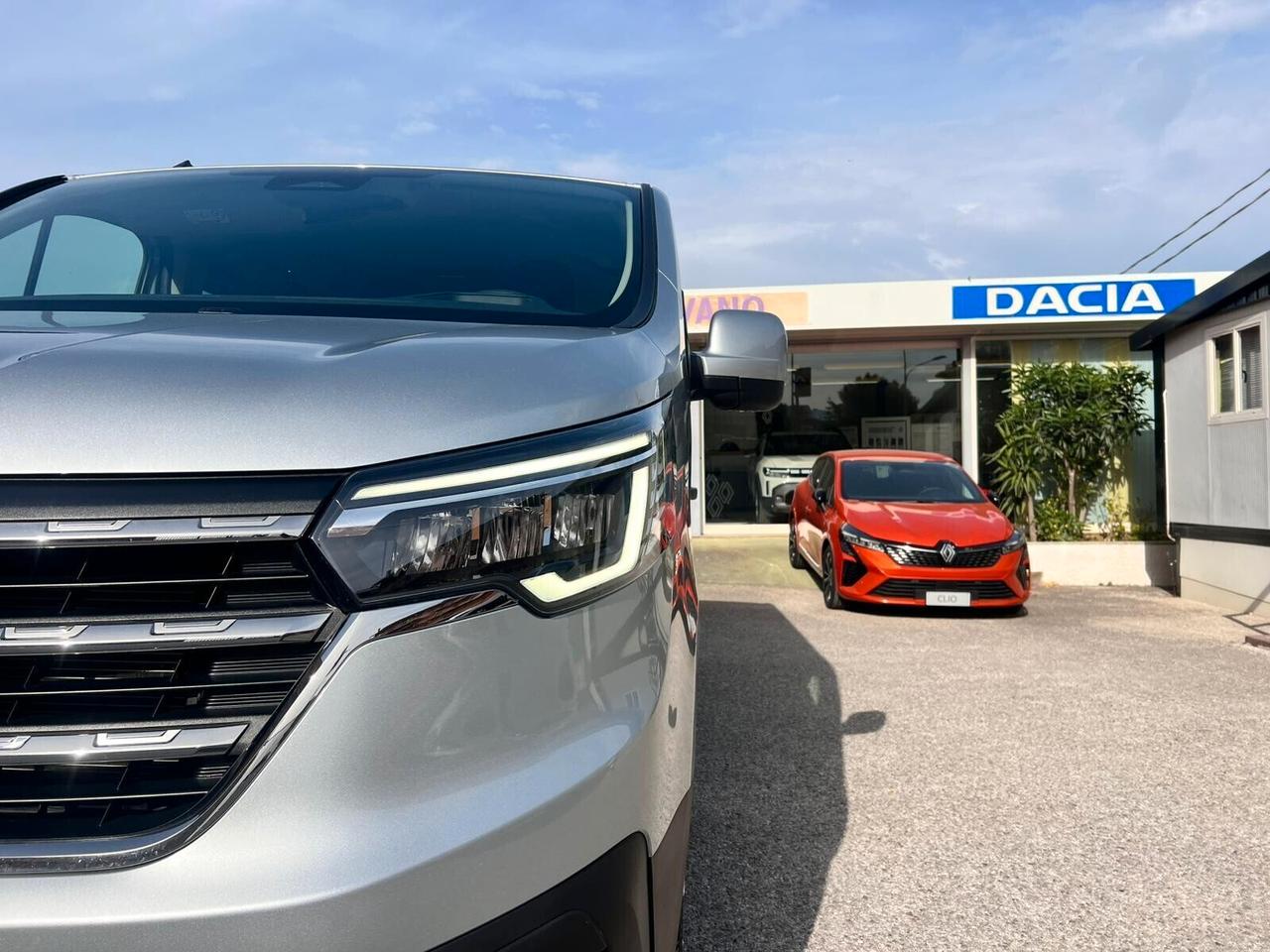Renault Trafic BluedCi 150CV MY 24 9 POSTI PC-TN Authentic