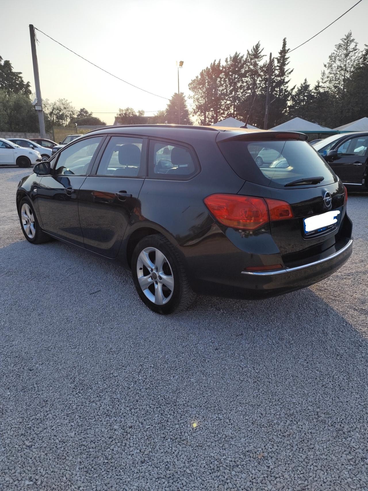 Opel Astra 1.7 CDTI 110CV Sports Tourer Cosmo