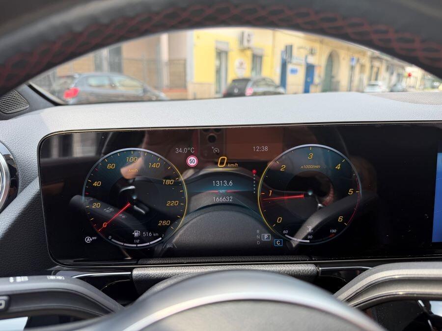 MERCEDES GLA 200 CDI 150 CV PREMIUM AMG CERTIFICAT