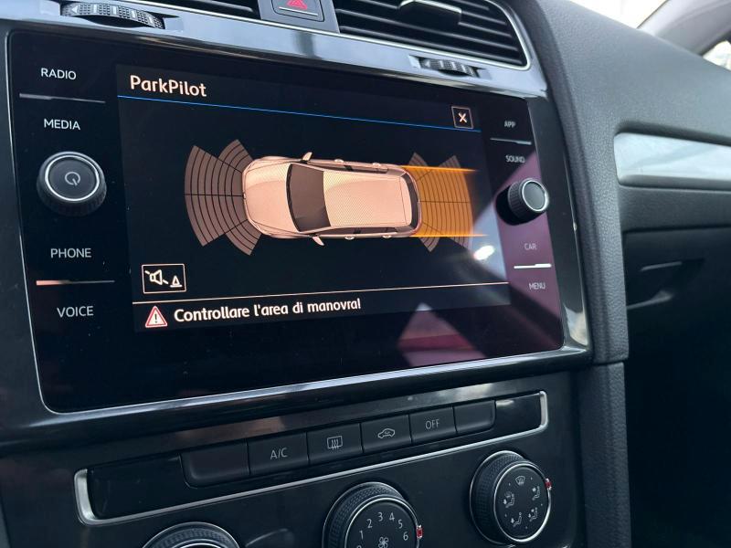 Volkswagen GOLF 5p 1.6 tdi Trendline 90cv OK NEOPATENTATI