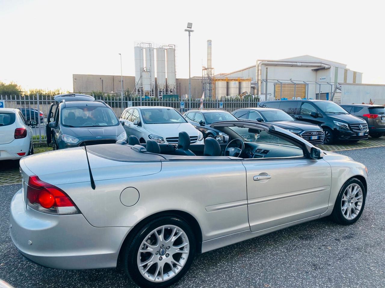 Volvo C70 2.0 D Summum