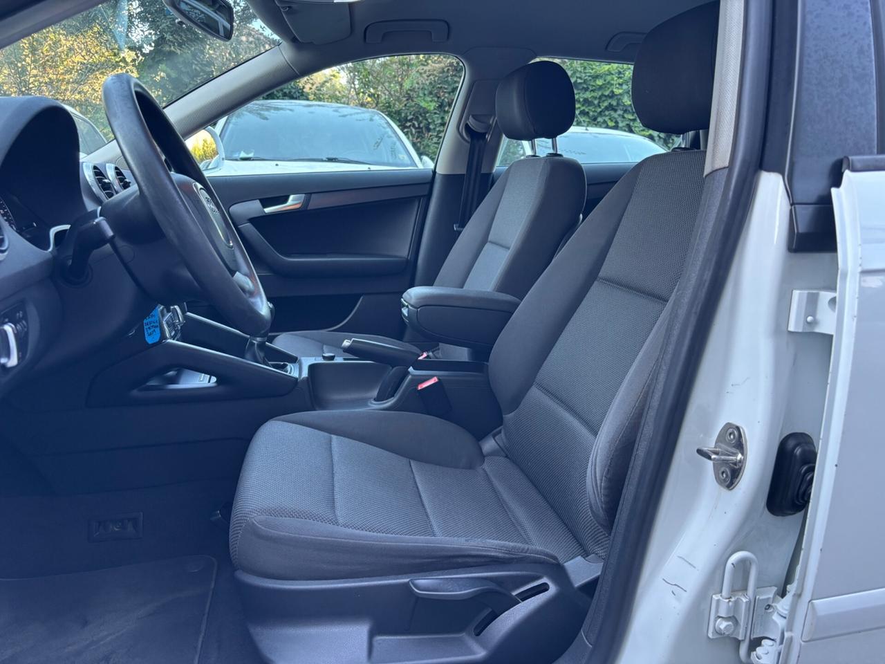 Audi A3 SPB 1.6 TDI 105 CV OK NEOPATENTATI