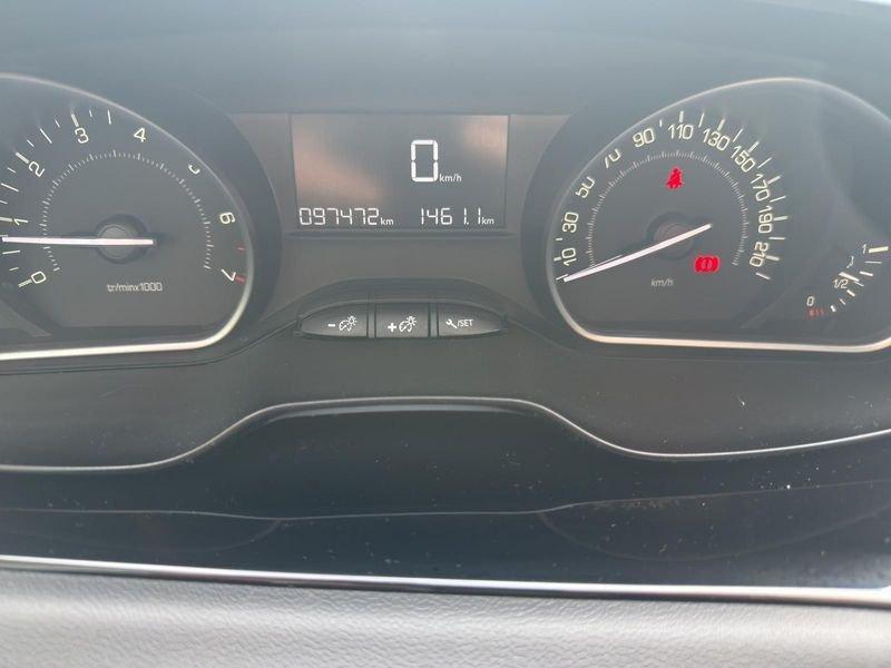 Peugeot 208 208 5p 1.2 PTech 82cv Active