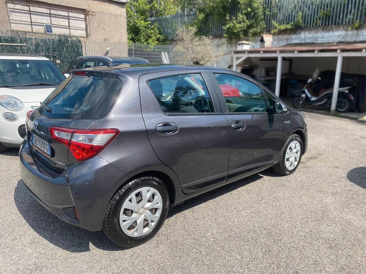 Toyota Yaris 1.5 Hybrid 5 porte Active