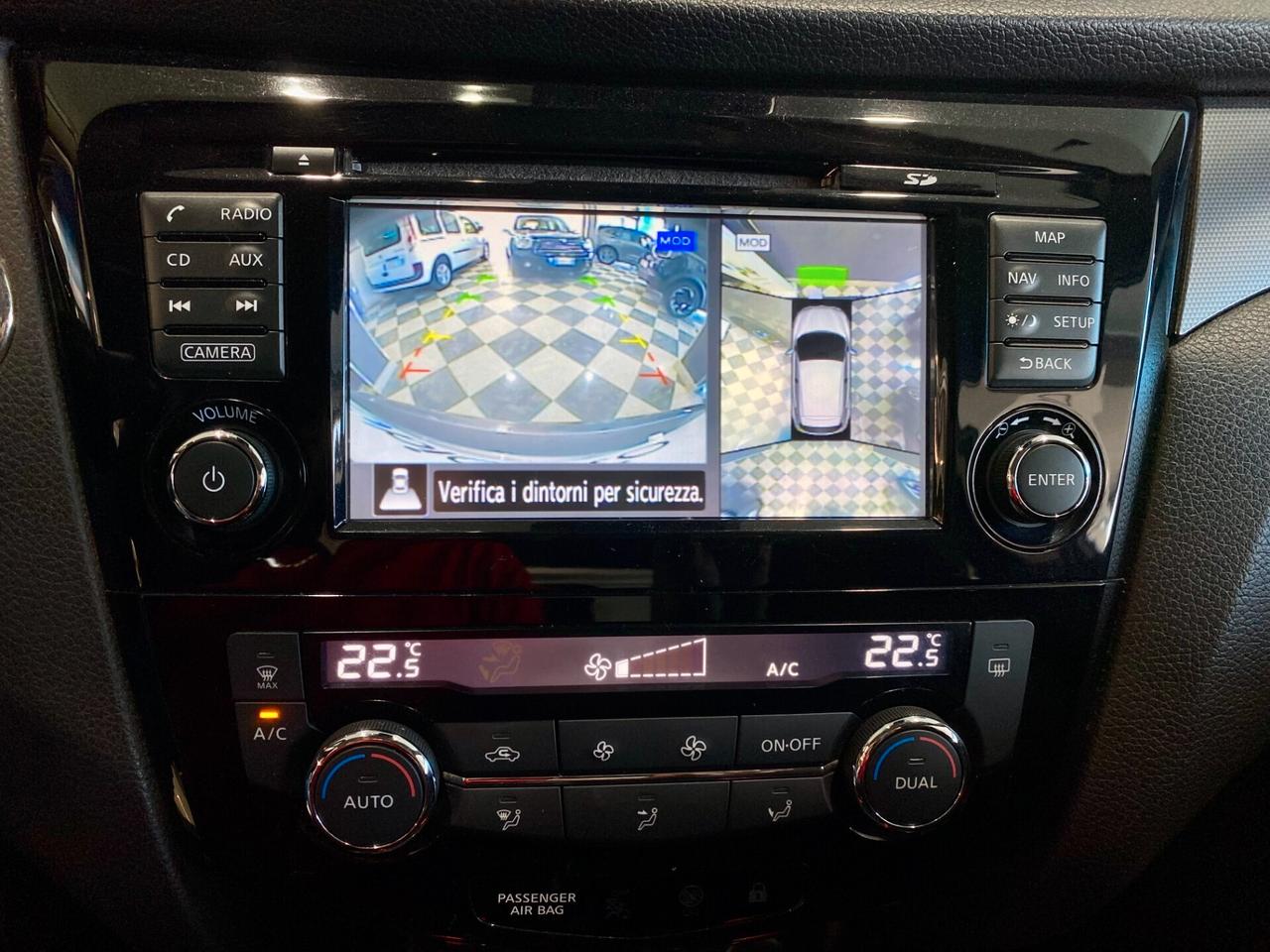 Nissan Qashqai 1.5 dCi N-Connecta