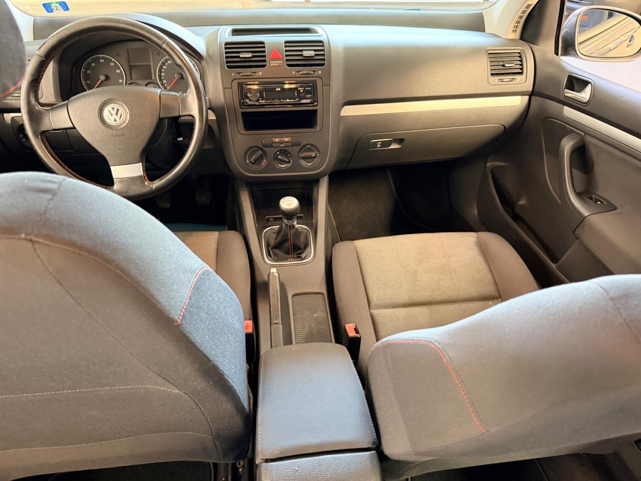 Volkswagen Golf 1.6 16V FSI 5p. Comfortline