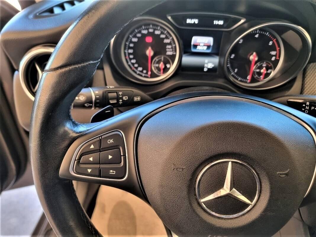Mercedes-benz GLA 220 d Automatic 4Matic Business