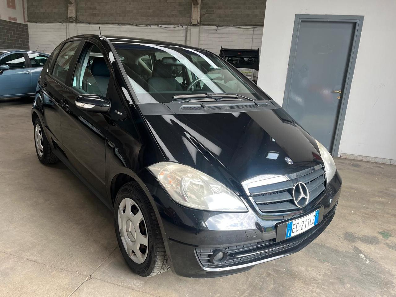 Mercedes-benz A 150 BlueEFFICIENCY Avantgarde