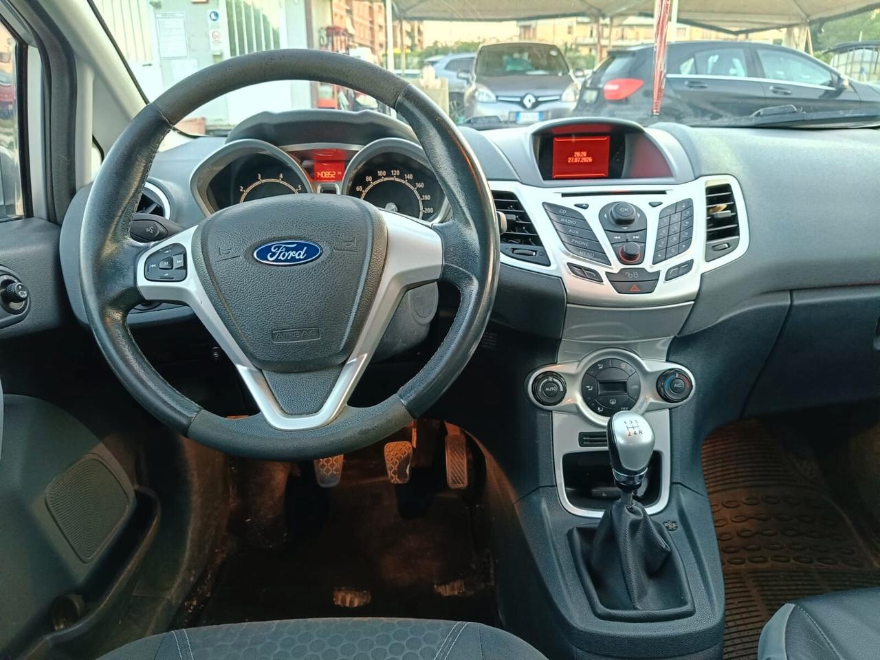 Ford Fiesta 1.4 5 porte Bz.- GPL Titanium