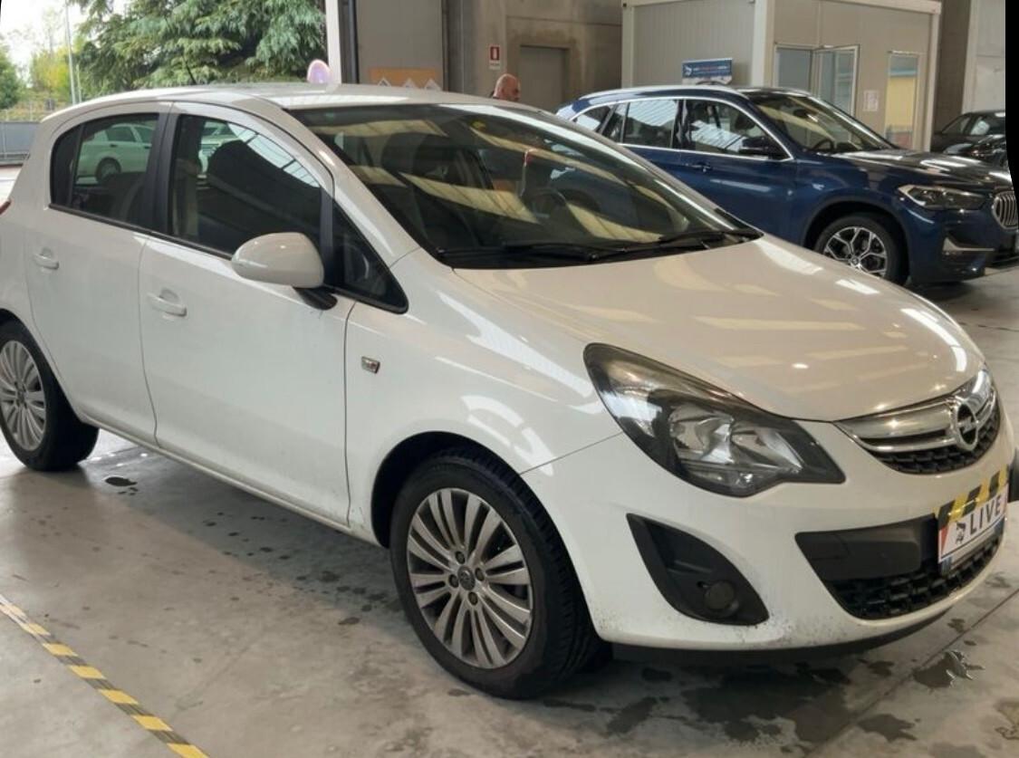 Opel Corsa 1.2 80CV 5 porte GPL