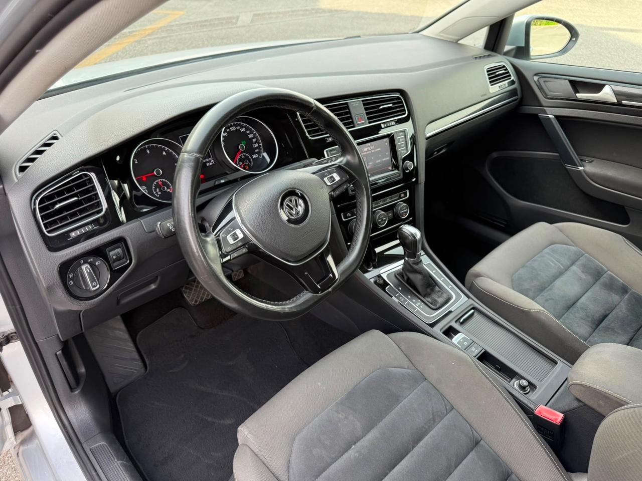 VOLKSWAGEN GOLF 1.6 TDI DSG 5P PERFETTA ITALIANA