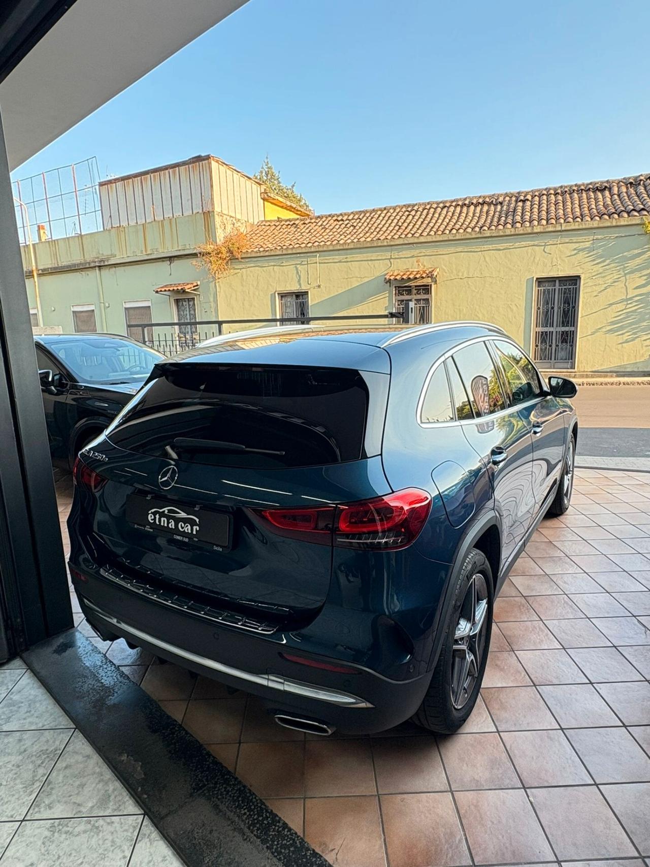 Mercedes-benz GLA 250 e hybrid EQ Premium