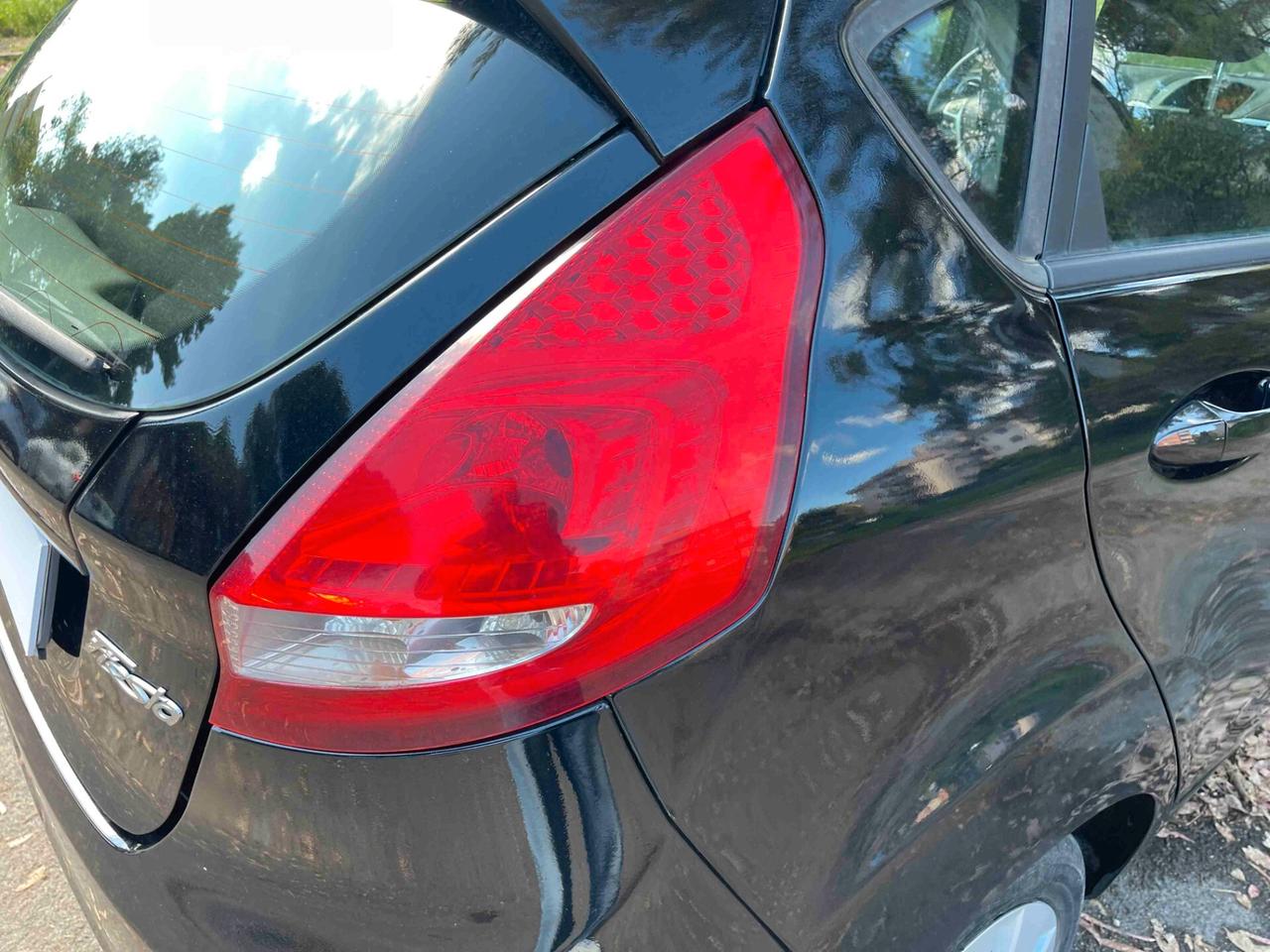 Ford Fiesta 1.2 82 CV 5 porte Titanium NEOPATENTATI