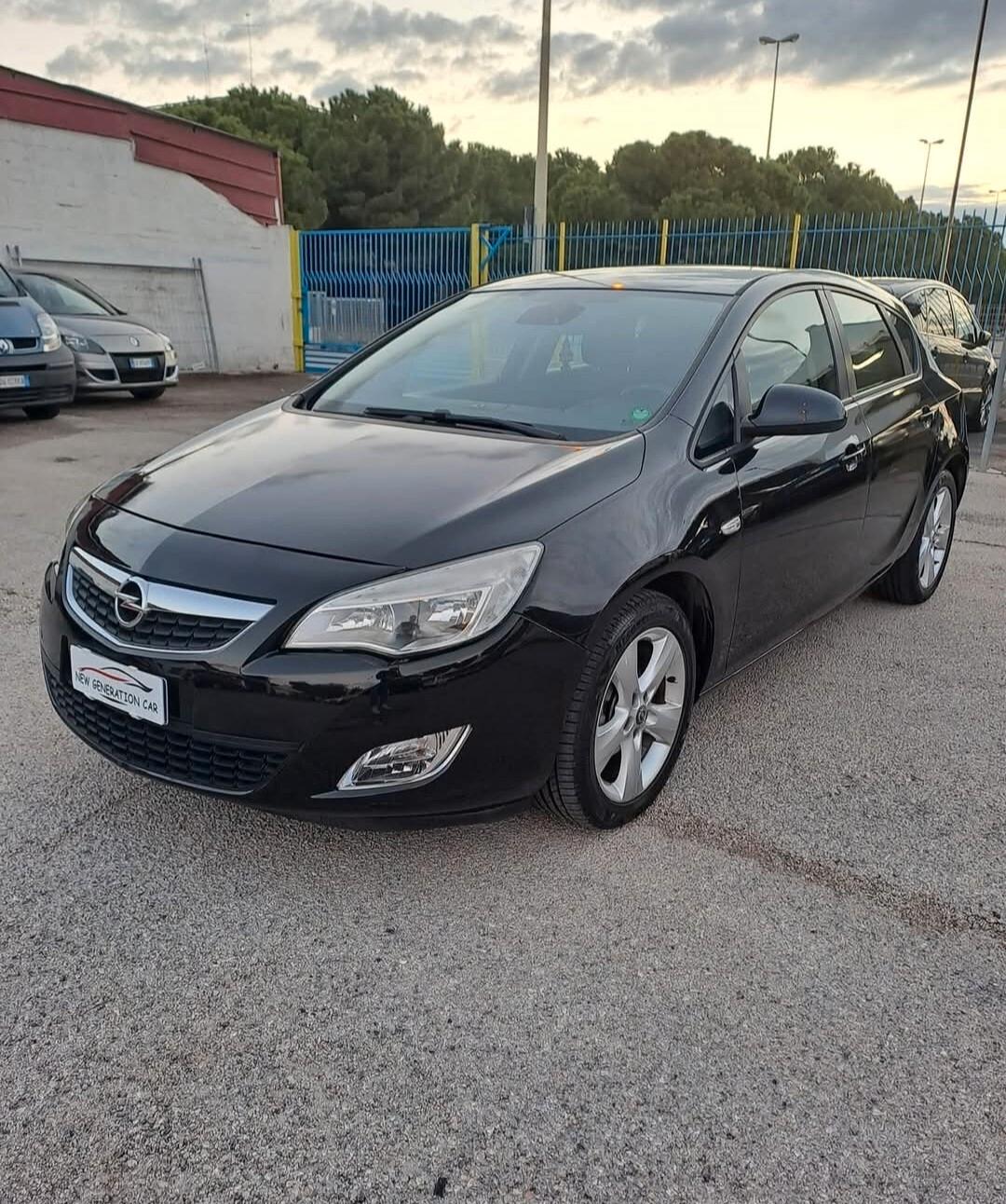 Opel Astra 1.4 100CV GPL 5 porte Elective