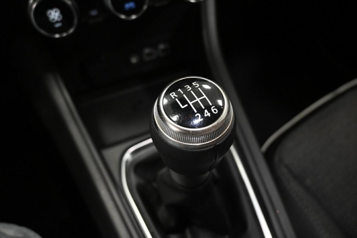 Renault Captur Techno 1.0 TCe ( 90 cv)