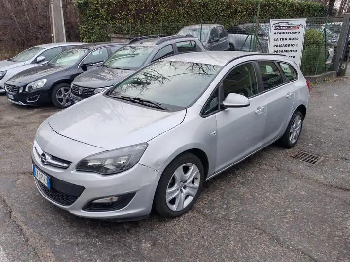 Opel Astra 1.4 Turbo 140CV 5 porte Cosmo