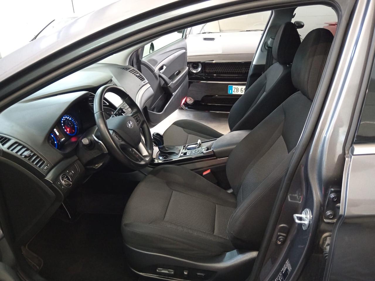 Hyundai i40 Wagon 1.6 CRDi DCT Business