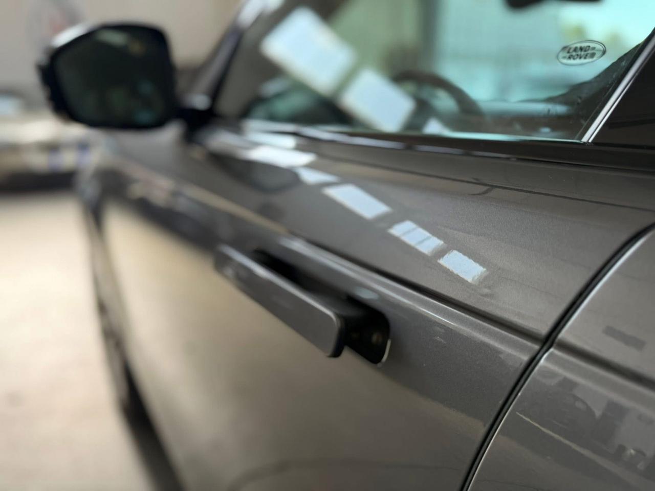 Land Rover Range Velar 2.0D I4 240 CV R-Dynamic HSE